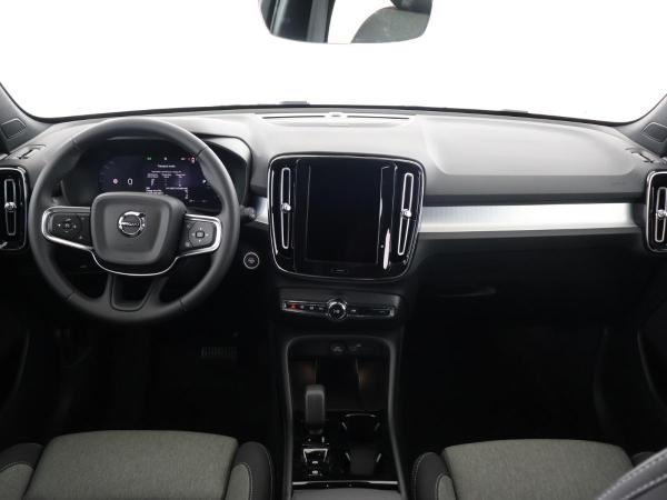 Volvo XC40 B3/ Onyx Black/ Black Edition/ sofort