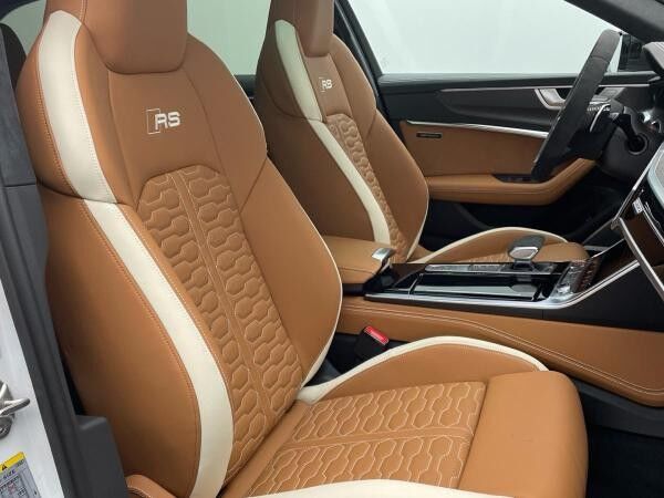 Audi RS6 Avant performance 463(630) kW(PS) tiptronic