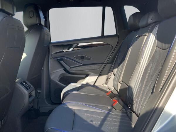 Volkswagen Tiguan R-Line 1,5 l eHybrid DSG (272 PS) AHK+PANO+LEDER *SOFORT VERFÜGBAR*