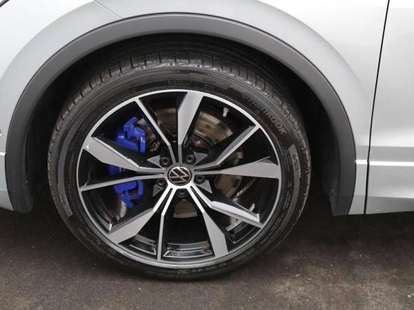 Volkswagen Tiguan R 2.0 TSI 4M DSG Akrapovic, Matrix, AHK,