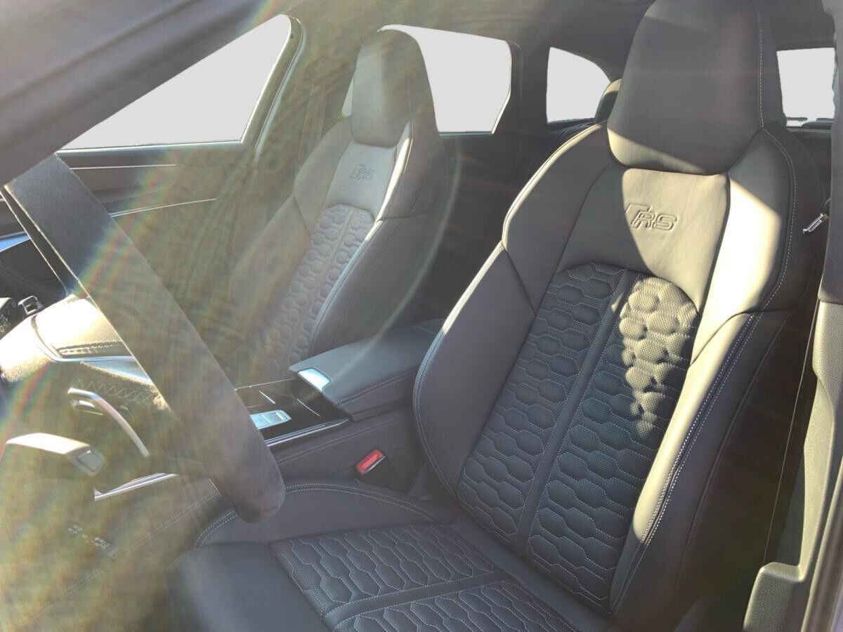 Audi RS6 RS 6 Avant tiptronic Audi RS6 RS 6 Avant tiptronic