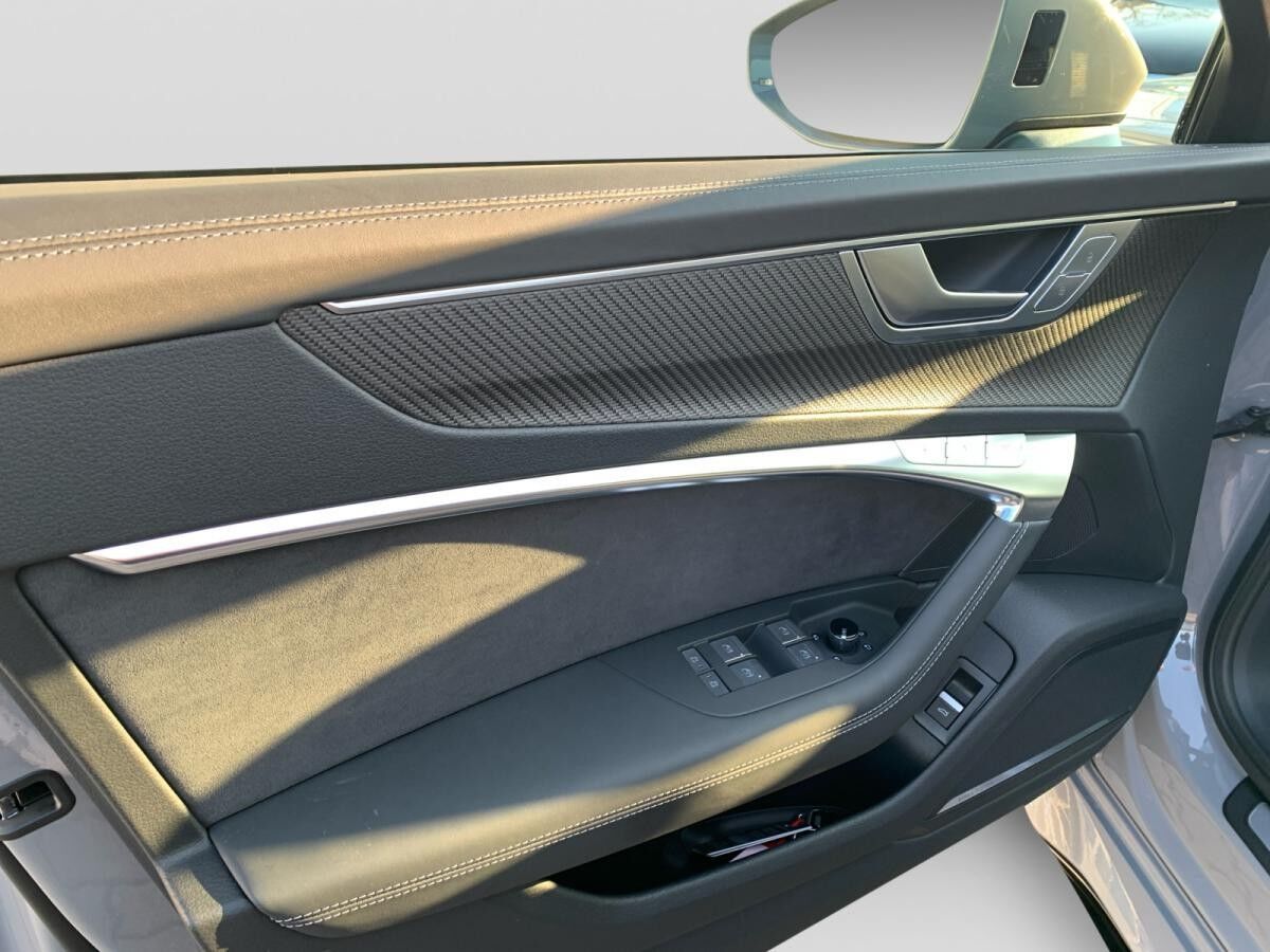 Audi RS6 RS 6 Avant tiptronic Audi RS6 RS 6 Avant tiptronic