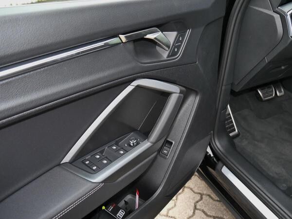 Audi Q3 Sportback S line 35 TDI