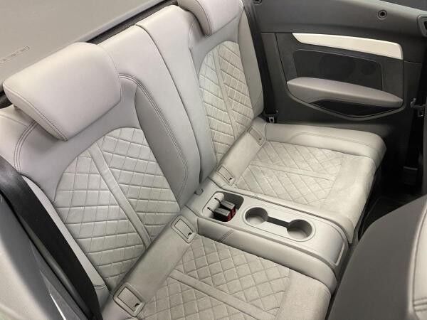 Audi A5 Cabriolet 35 TDI S line AHK Matrix LM 19" Navi PDC vo+hi