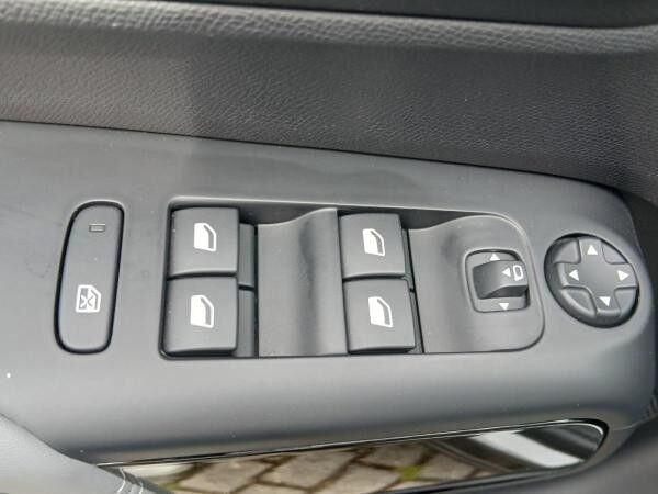 Citroën C5 Aircross 1.2 136 S&S LED,Panorama,Sitzheizung