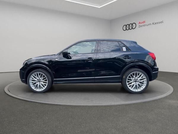 Audi Q2 35 TDI quattro LED Navi AHK Kamera