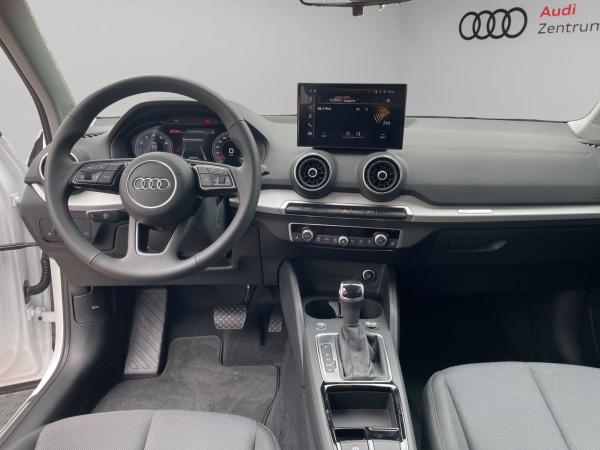 Audi Q2 35 TFSI S line LED virtual Co. Klima Carplay