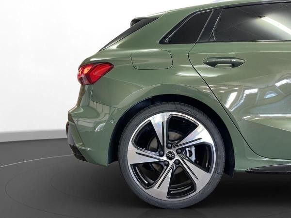 Audi A3 Sportback 35 TDI S line Matrix LM 19" Navi PDC+RFK ACC