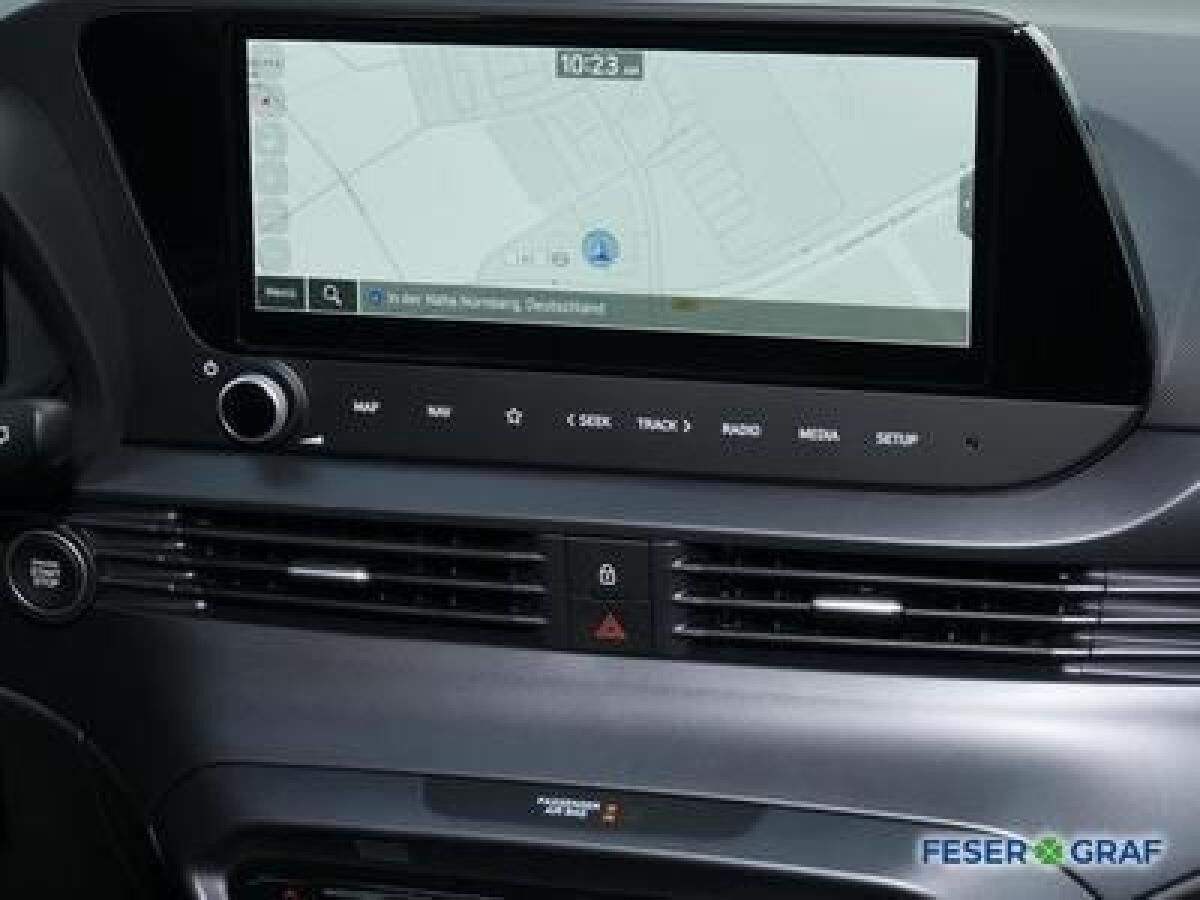 Hyundai i20 TREND NAVI CAM CARPLAY SHZ LHZ KLIMA USB