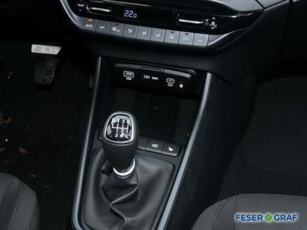 Hyundai i20 TREND NAVI CAM CARPLAY SHZ LHZ KLIMA USB