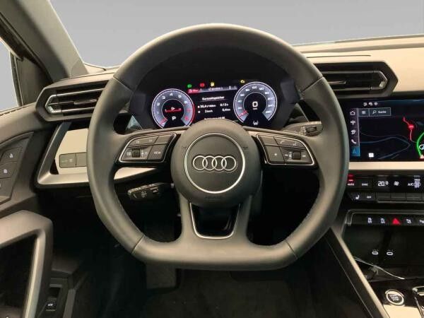 Audi A3 Sportback advanced 35 TFSI *NAV*AHK*ACC*R-CAM