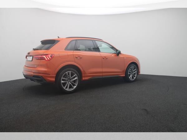 Audi Q3 35 TFSI S line Virt.Cockpit LED AHK - Verfügbar ab dem 12.09