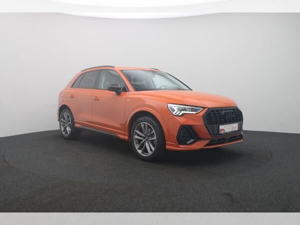 Audi Q3 35 TFSI S line Virt.Cockpit LED AHK - Verfügbar ab dem 12.09