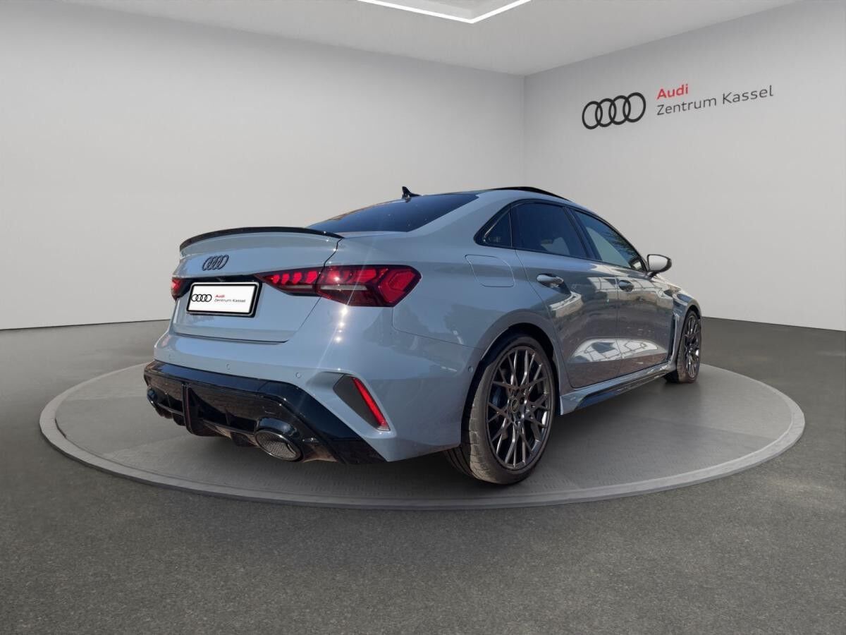 Audi RS3 RS 3 Limousine Matrix Pano HuD SONOS Keramik