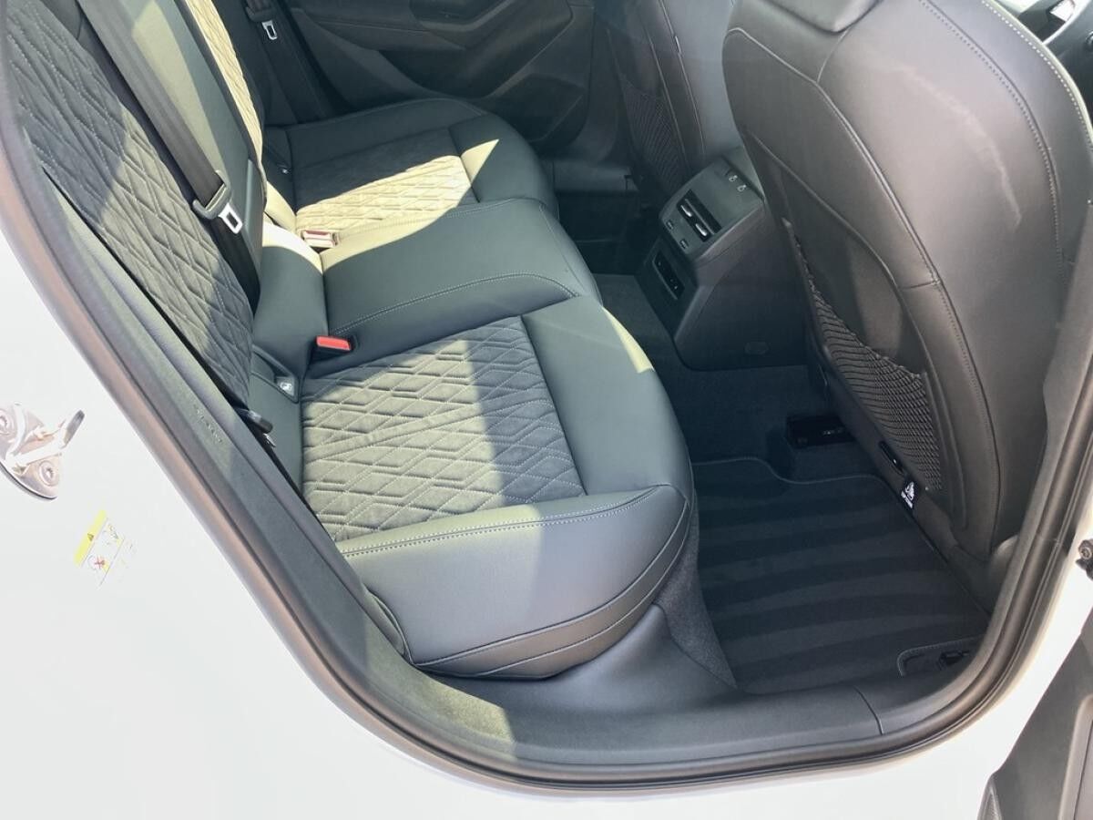 Audi A5 Limousine e-hybrid quattro || Business Aktion | 0,5% VERSTEUERUNG ||