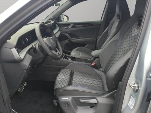 Volkswagen Tayron R-Line 1.5 TSI eHybrid DSG AHK,NAV,SHZ,IQ.LIGHT