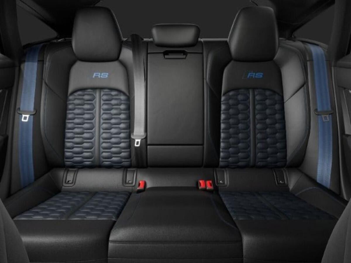 Audi RS7 Sportback performance +WINTERRÄDER 22"+RS-SPORTAGA