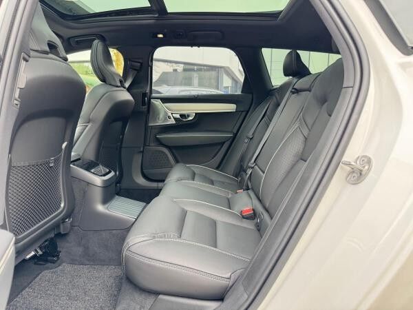 Volvo V90 T8 AWD ULTRA DARK - 20" HEICO SPORTIV - Sofort lieferbar