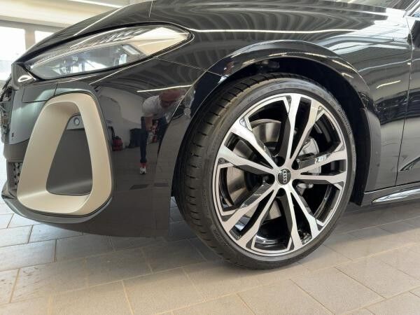 Audi A5 Avant e-hybrid quattro Pano B&O Head-Up Matrix