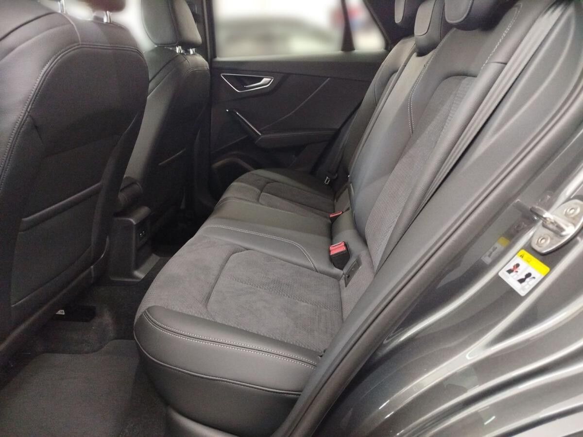 Audi Q2 40 TFSI quattro S tronic S line MatrixLED AHK ACC Panorama