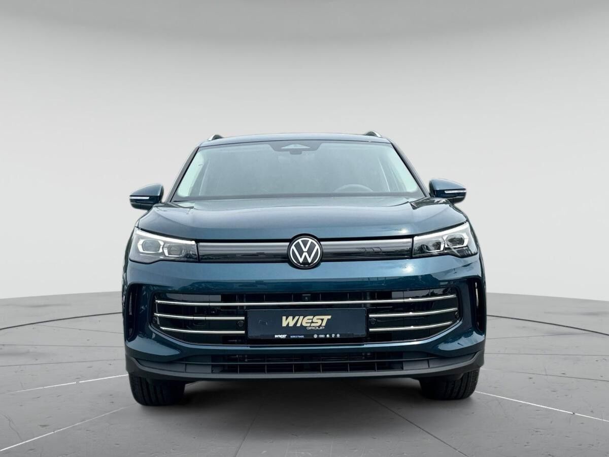 Volkswagen Tiguan Elegance 2.0 TDI DSG *AHK*19"*WKR*Navi* !! sofort verfügbar !!