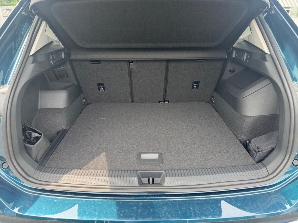 Volkswagen Tiguan Elegance 2.0 TDI DSG *AHK*19"*WKR*Navi* !! sofort verfügbar !!