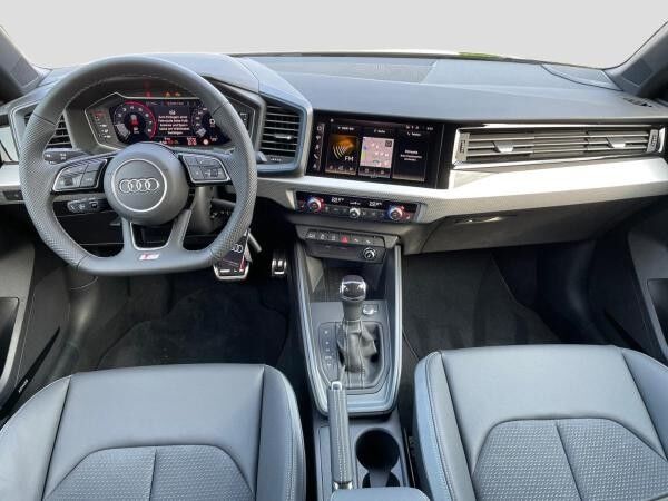 Audi A1 Sportback S line 40 TFSI