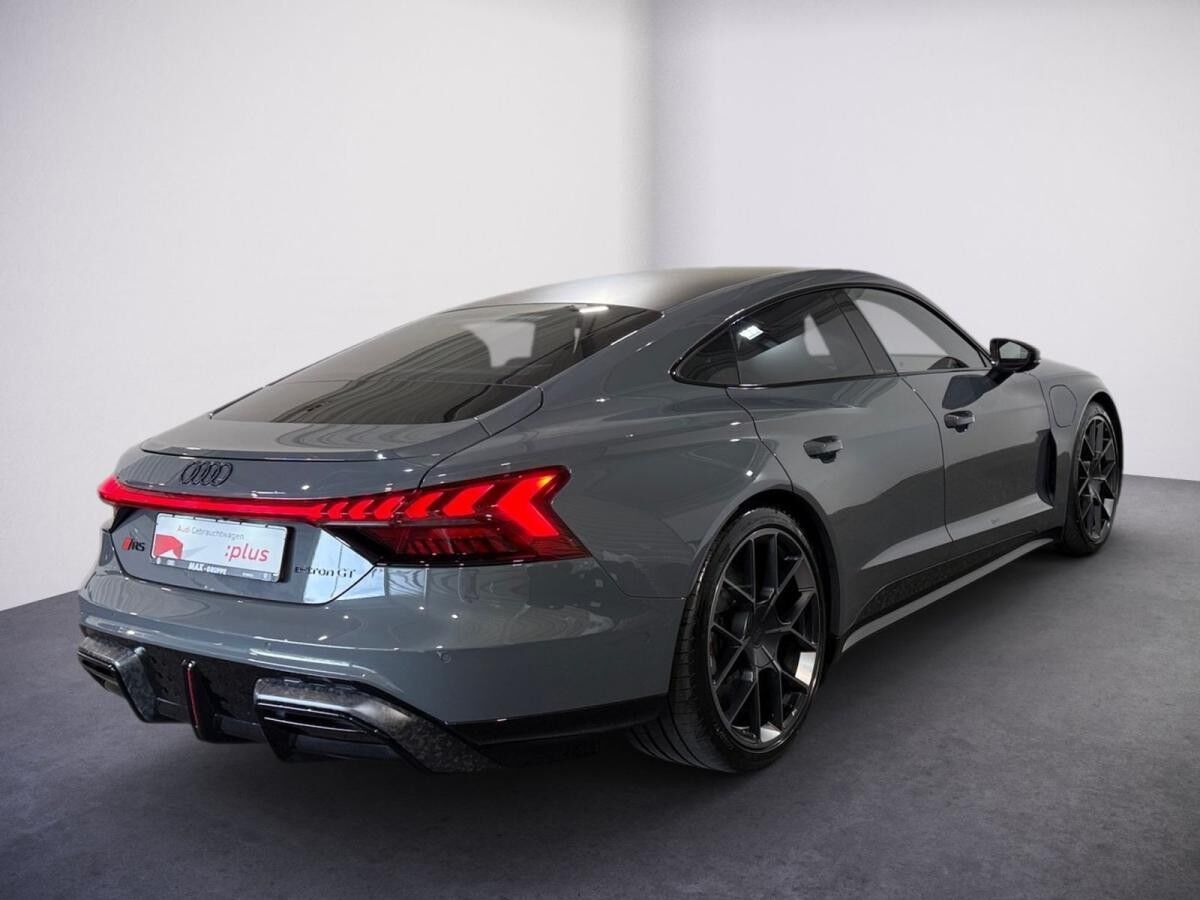 Audi RS e-tron GT PERFORMANCE +MATRIX+KERAMIK+CARBON+