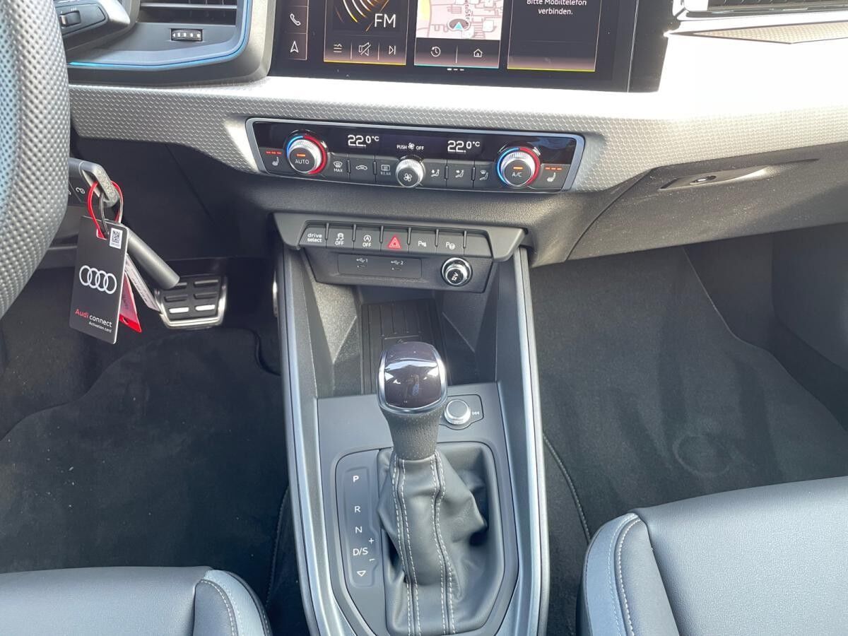 Audi A1 Sportback 40 TFSI S-trc S-line Navi SONOS CAM