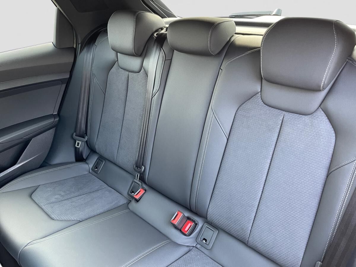 Audi A1 Sportback 40 TFSI S-trc S-line Navi SONOS CAM