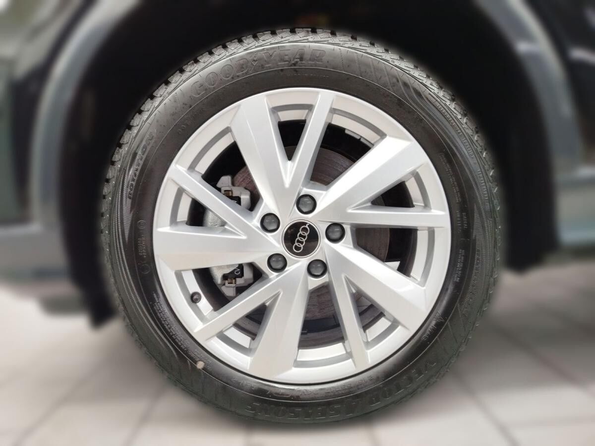 Audi Q2 35 TDI S tronic advanced LED VC DAB