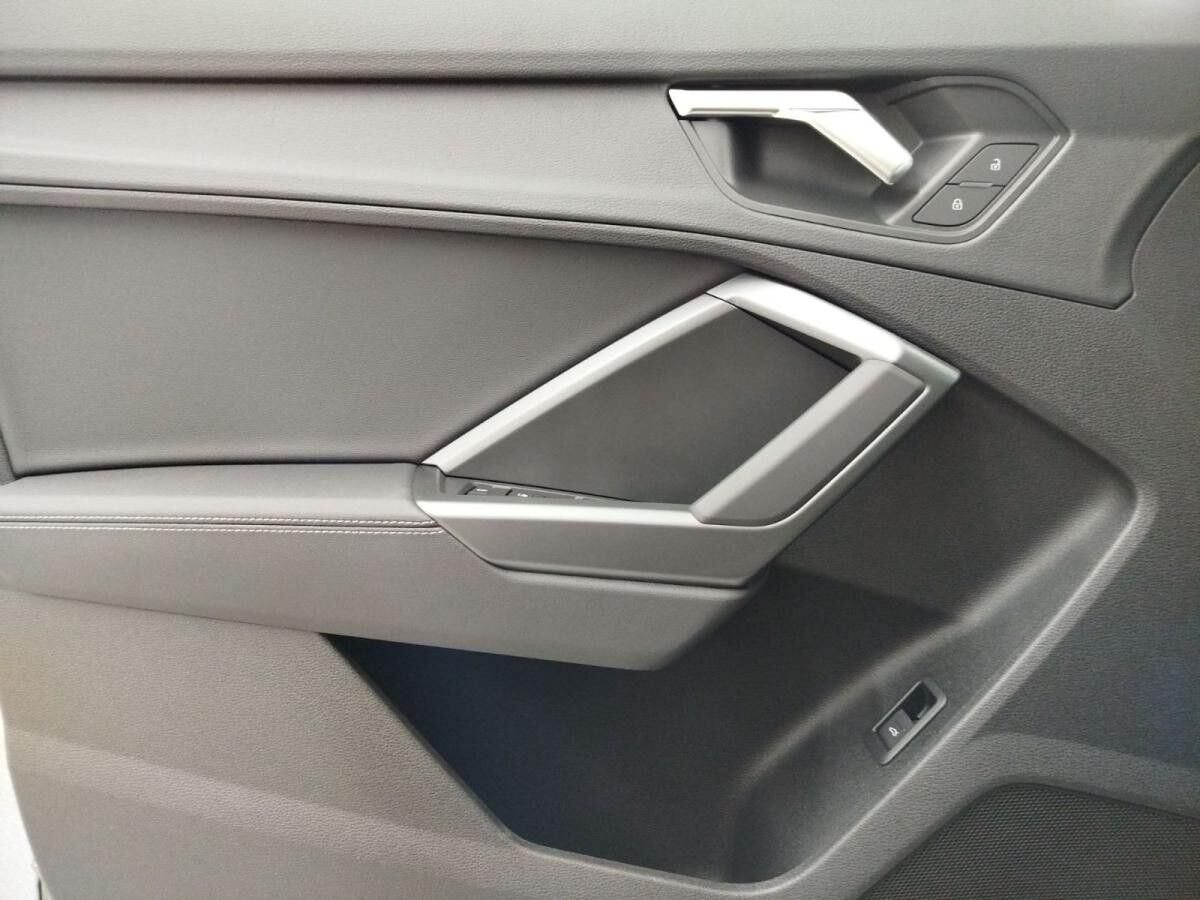 Audi Q3 35 TFSI S tronic S line LED ACC DAB