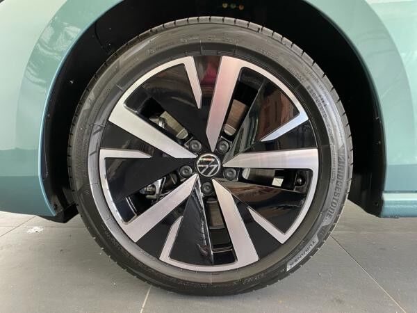 Volkswagen Passat Variant 1.5 TSI eHybrid Business