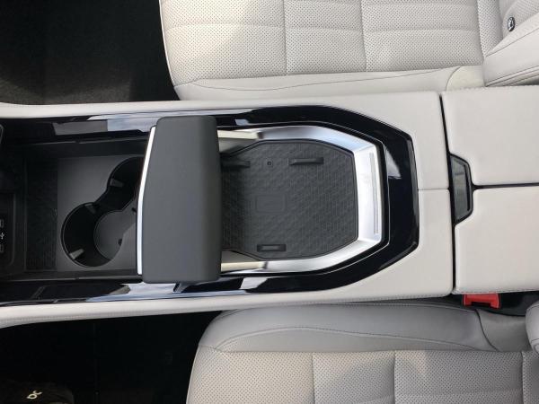 Renault Espace Iconic Full Hybrid E-Tech 200 Renault Espace Iconic Full Hybrid E-Tech 200