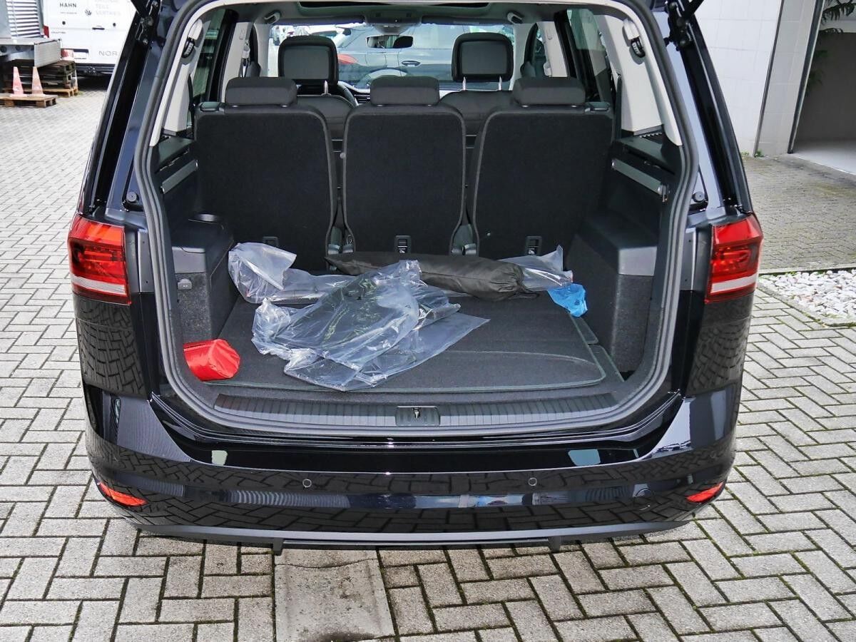 Volkswagen Touran Highline 1,5l TSI 150PS 7-Sitze *SOFORT VERFÜGBAR*
