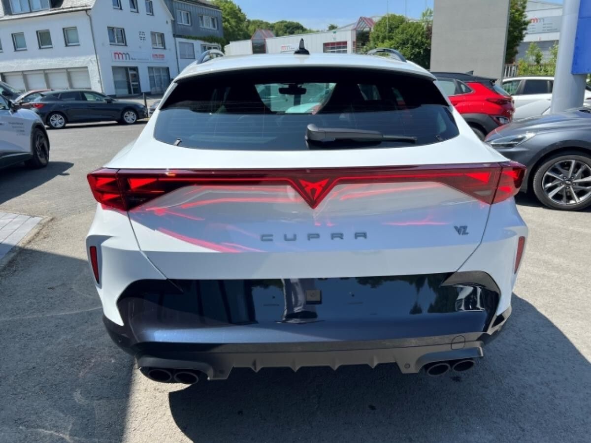 Cupra Formentor VZ 2.0 TSI 4Drive Sennheiser,AHK,Pano