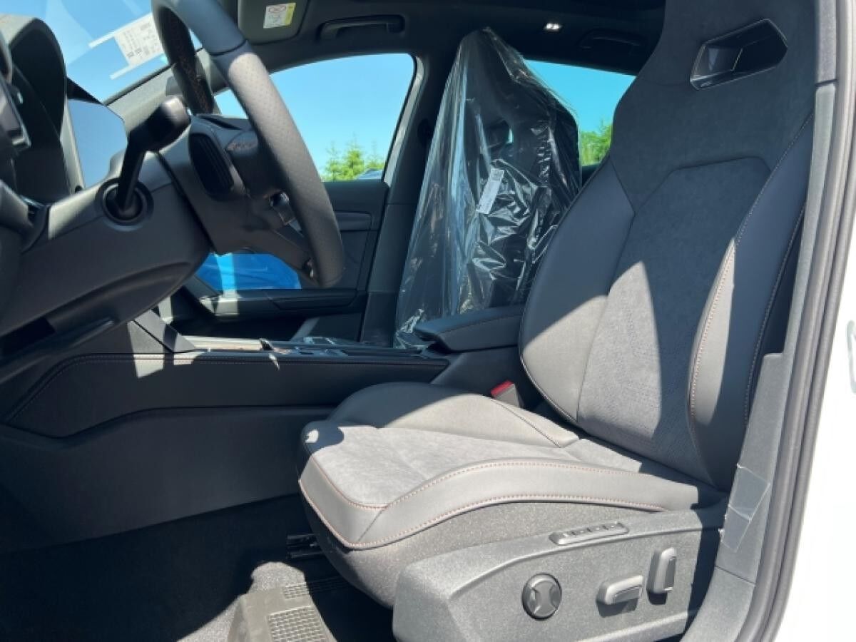 Cupra Formentor VZ 2.0 TSI 4Drive Sennheiser,AHK,Pano