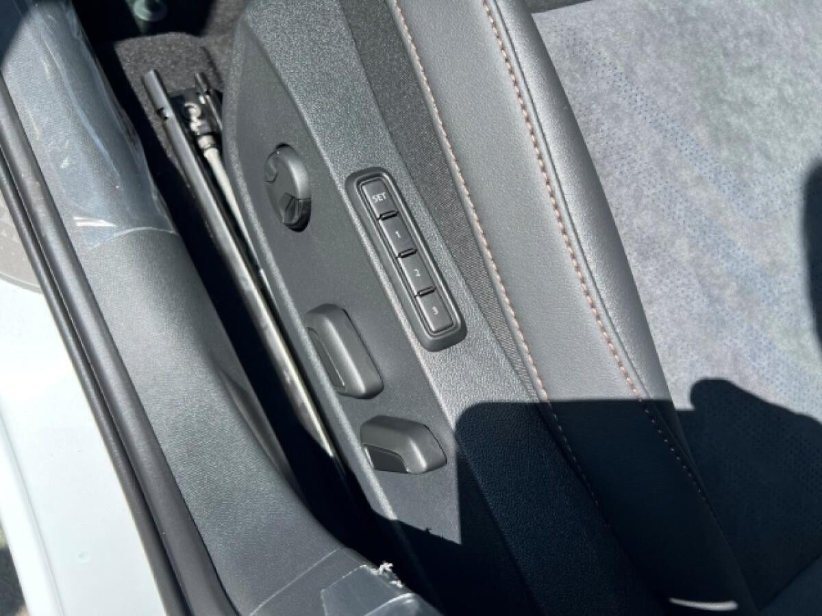 Cupra Formentor VZ 2.0 TSI 4Drive Sennheiser,AHK,Pano