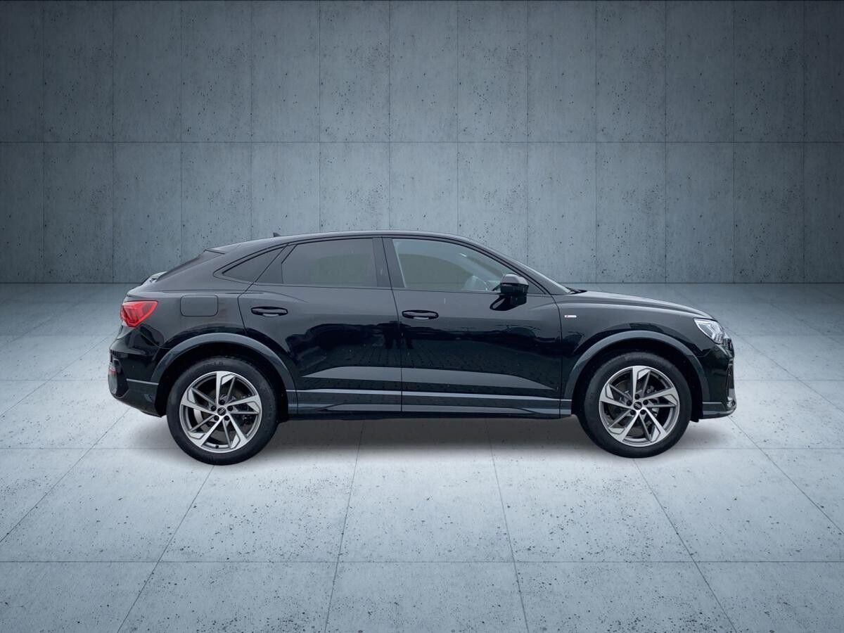 Audi Q3 Sportback S line 35 TDI S tronic AHK LED ACC