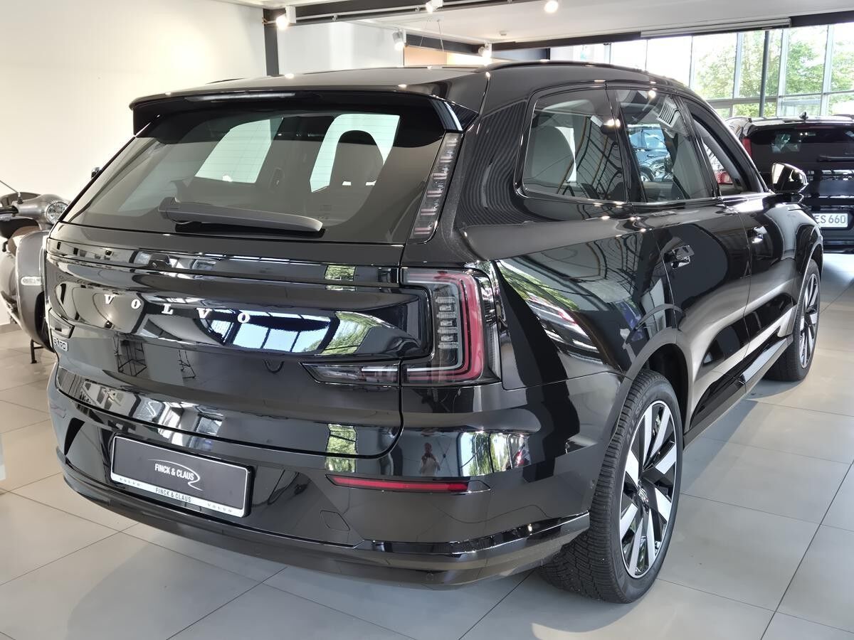 Volvo EX90 Single Motor Plus *0,25% VERSTEUERUNG*