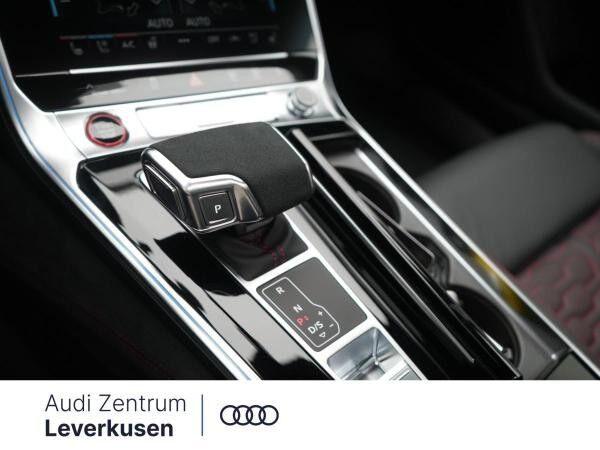 Audi RS6 Avant performance 463(630) kW(PS) tiptronic ab mtl. € 1.599,-¹ 🏳️ Vier Unikate. Ein Statement. 🏴