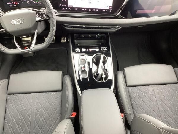 Audi A5 Avant e-hybrid q. S line TFSI,MATRIX,B&O 3D,