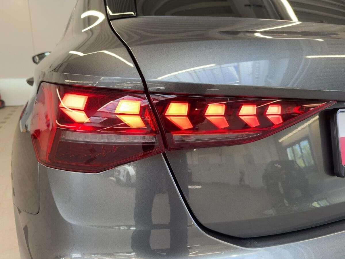 Audi A3 Sportback S line 45 TFSIe Matrix Head-Up Kamera AHK