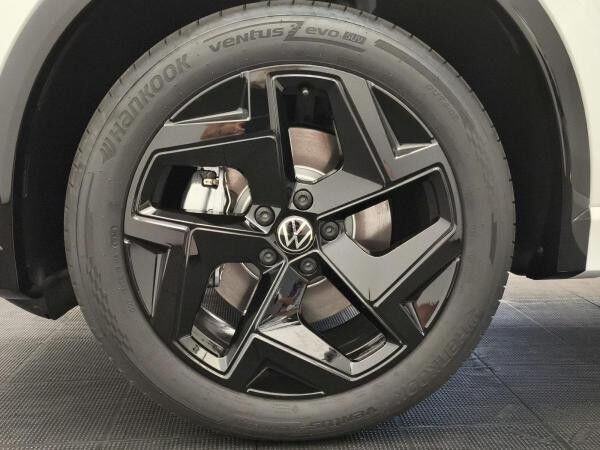 Volkswagen Tiguan R-Line 1.5 l eHybrid / AHK