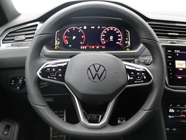 Volkswagen Tiguan Allspace R-Line 2.0TDI 4M DSG / Pano, AHK
