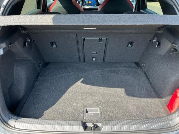 Volkswagen Golf GTI 2.0TSI DSG / AppConnect, RFK, LED+, SHZ