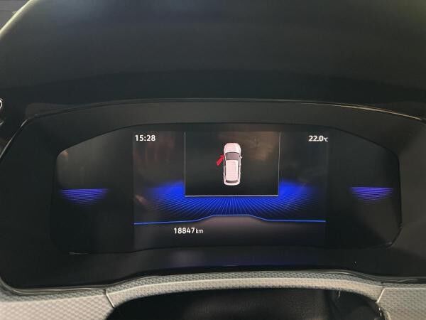 Volkswagen Touran 2.0TDI*GOAL*DSG*AHK*IQ LIGHT*CAM*ACC*LED*