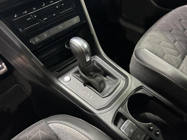Volkswagen Touran 2.0TDI*GOAL*DSG*AHK*ACC*IQ LIGHT*CAM*LED*