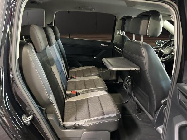 Volkswagen Touran 2.0TDI*GOAL*DSG*AHK*ACC*IQ LIGHT*CAM*LED*