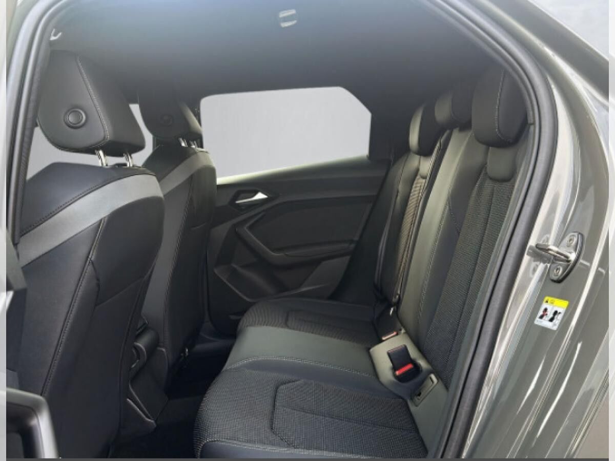 Audi A1 Sportback S line 40 TFSI  NAVI + KAMERA + VIRTUAL + INTERFACE + LED